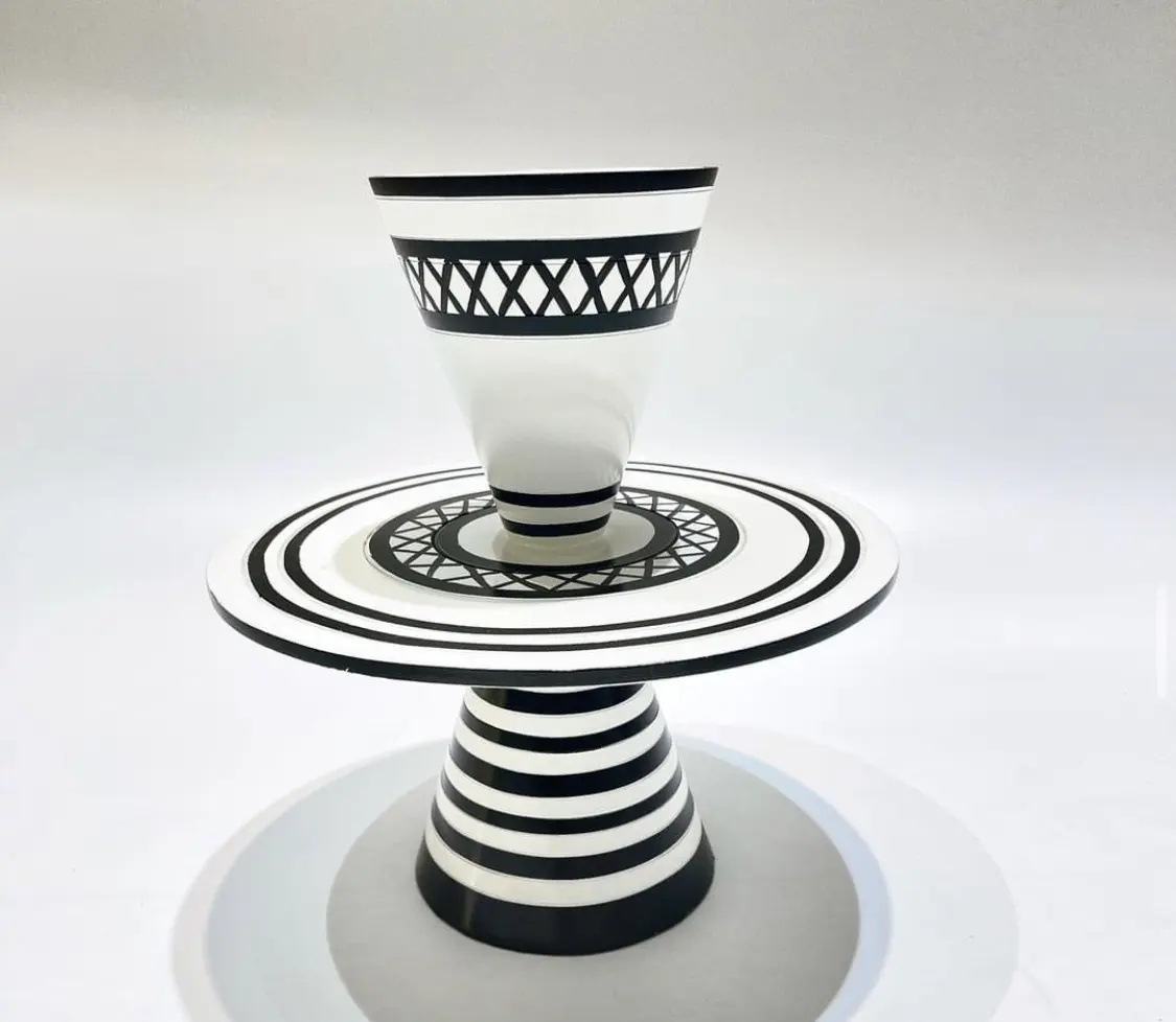 Black And White Planter — Handcrafted Export Product by NXTGENEXPORTS, Moradabad